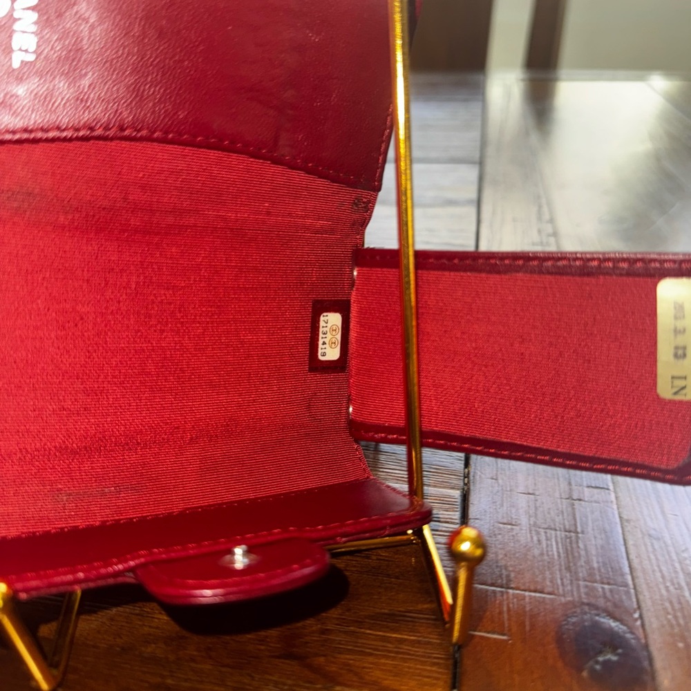💋Chanel Red Quilted Lambskin 6 Key Case💋 - Picture 8 of 9